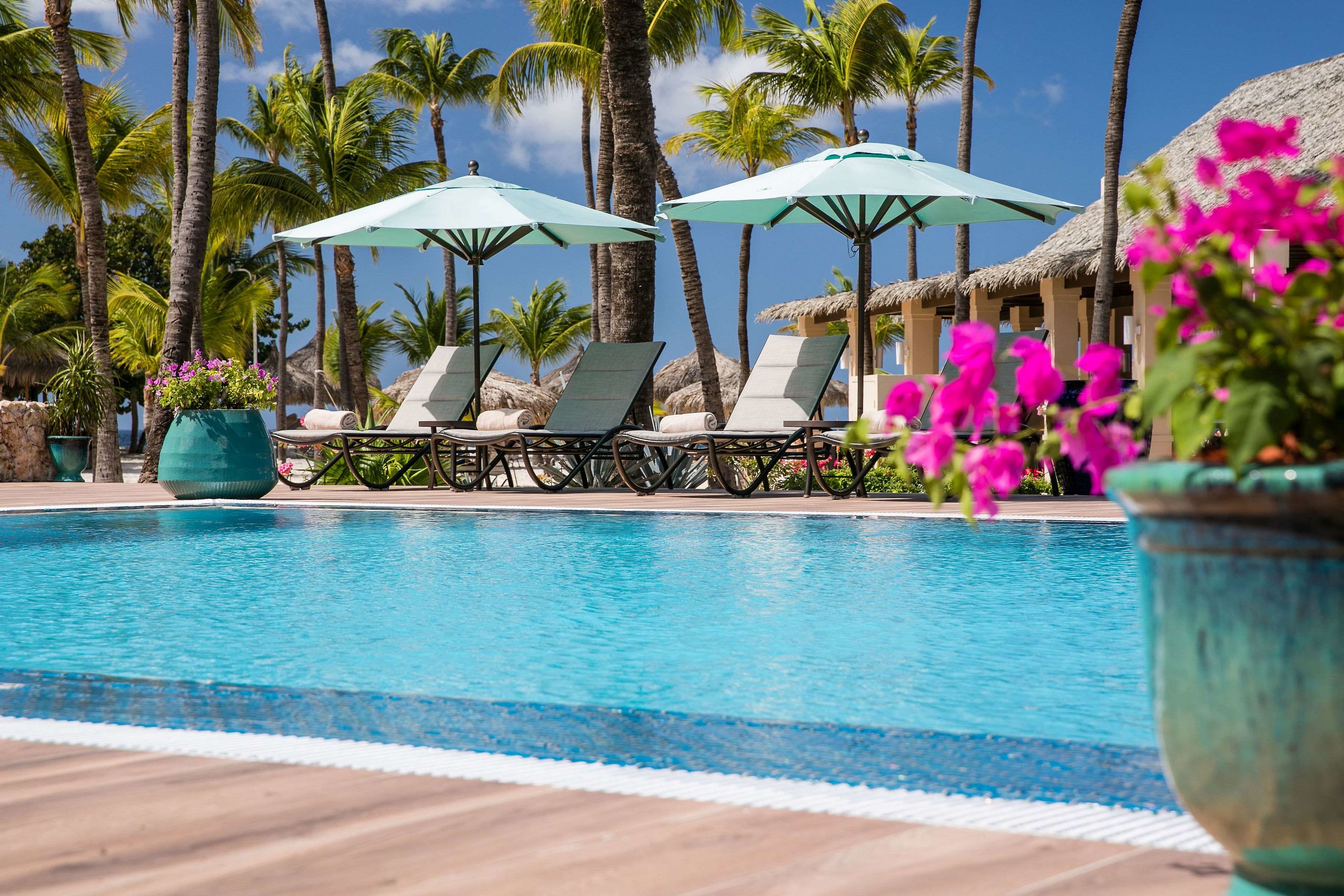 Manchebo Beach Resort & Spa