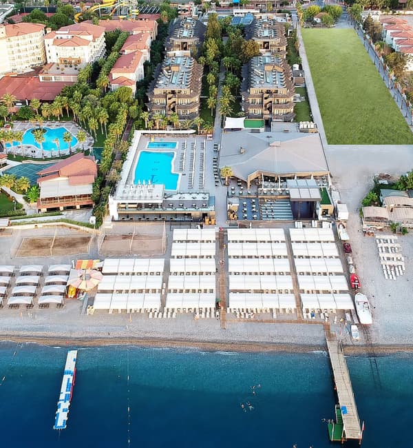 Sailor's Beach Club-1