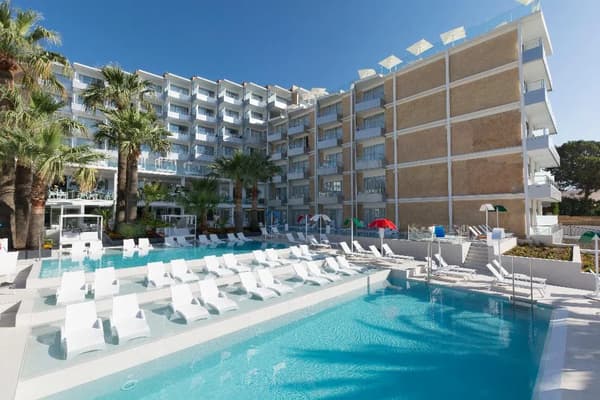 Reverence Mare Hotel-1