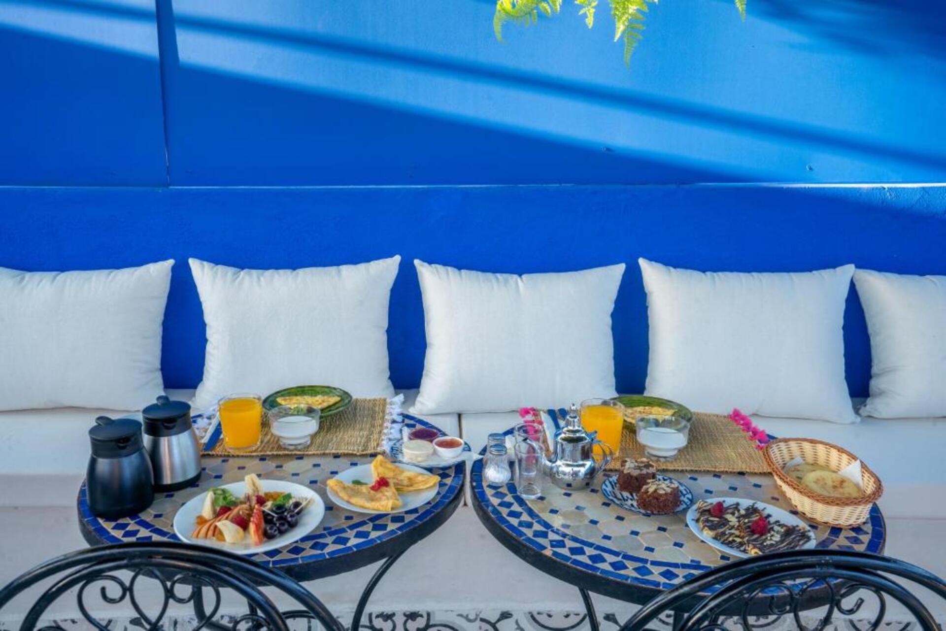 Riad Les Dunes And SPA