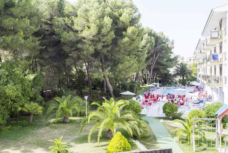 Guya Wave Hotel