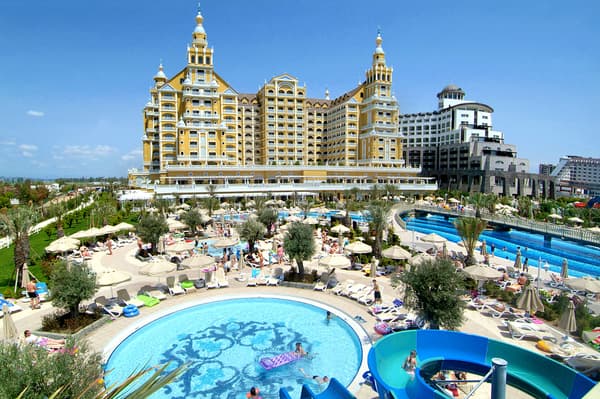 Royal Holiday Palace-1
