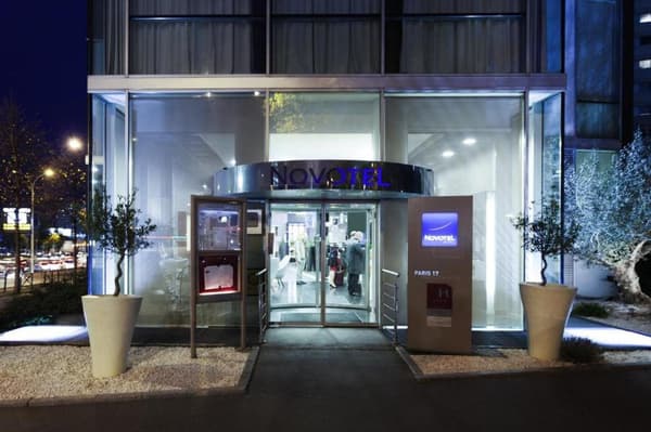 Novotel Paris 17-1