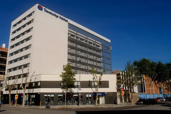 Travelodge Barcelona Poblenou-1