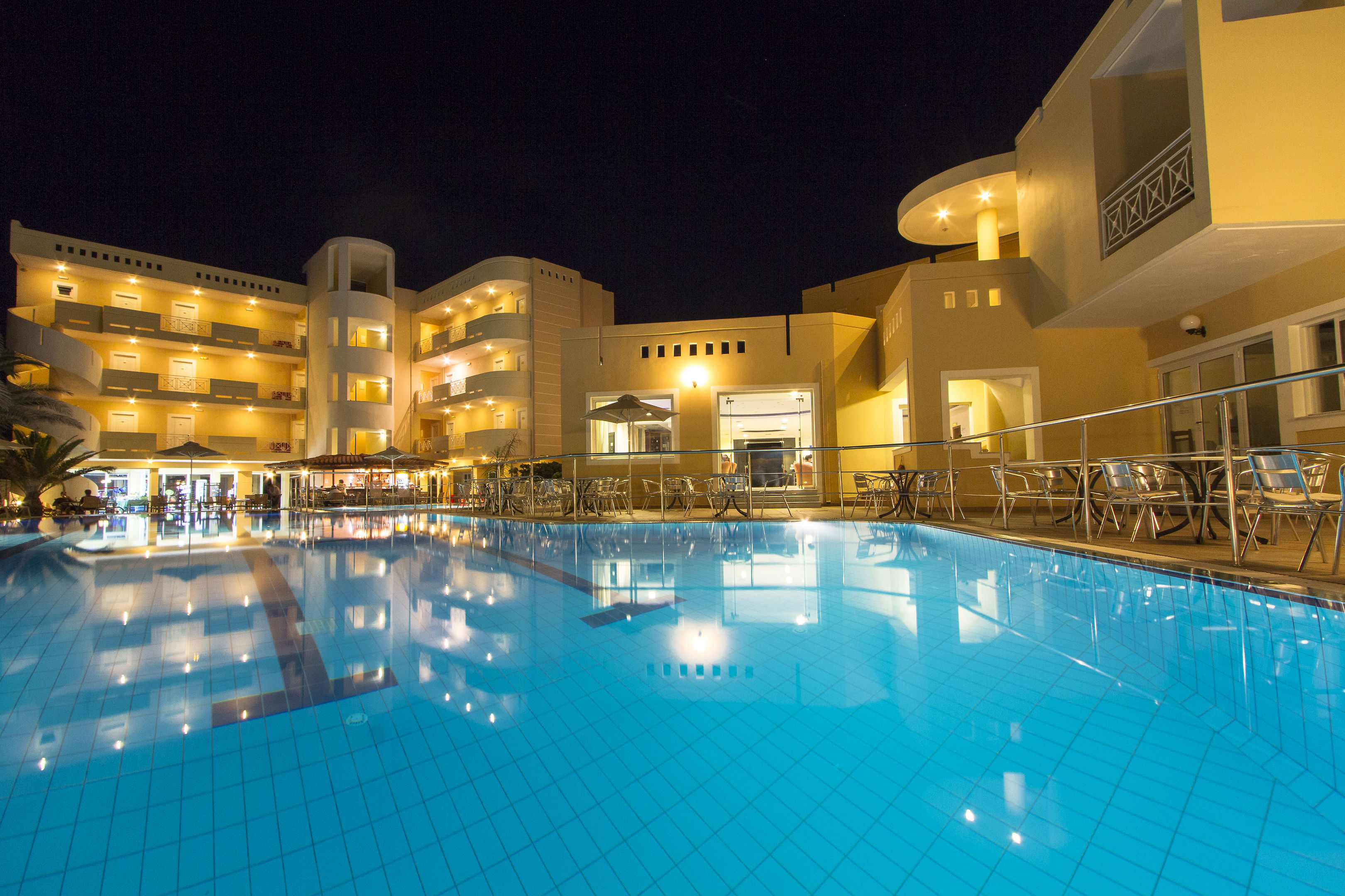 Sunny Bay Hotel