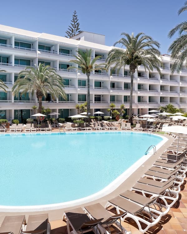 AKEAH Broncemar Hotel-1