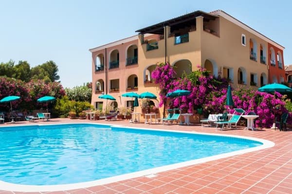 Club Hotel Torre Moresca-1