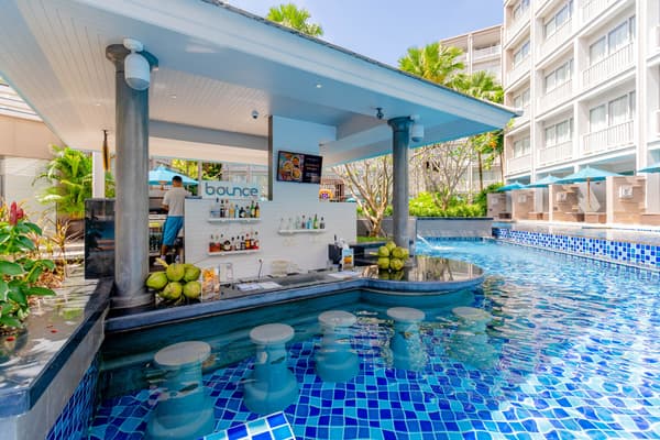 Grand Mercure Phuket Patong-1