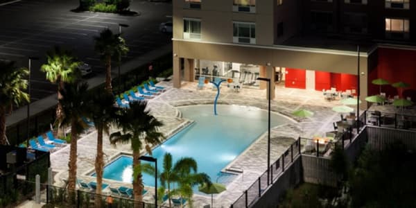 Holiday Inn Express & Suites Orlando at Seaworld-1
