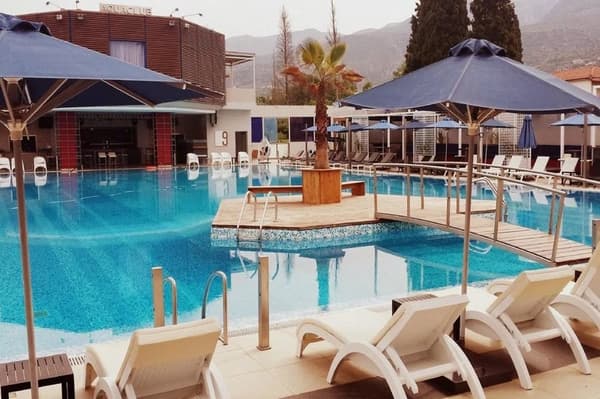 Elite City Resort-1
