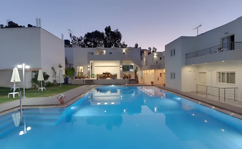 Tarra Hotel & Appartementen