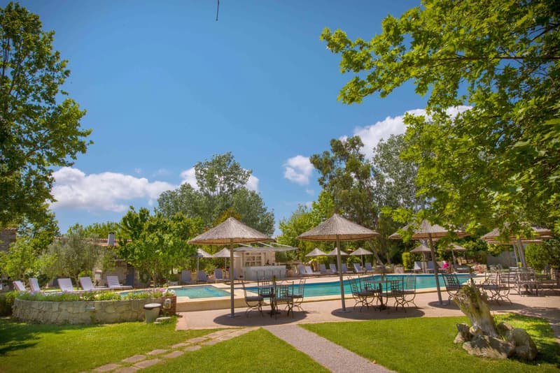Petrino Suites Hotel