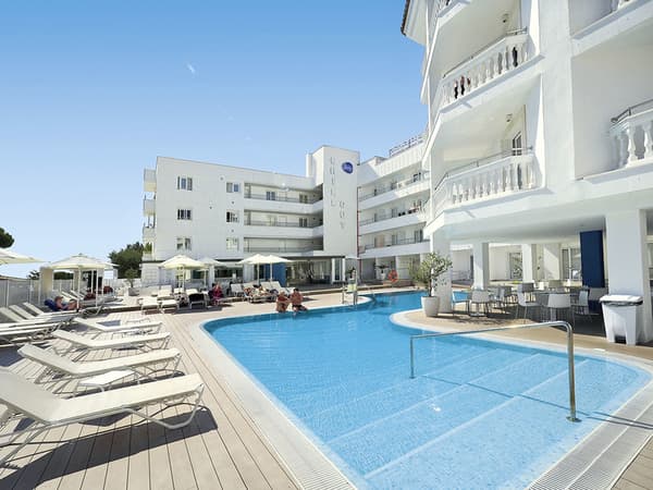 Hotel Triton Beach-1