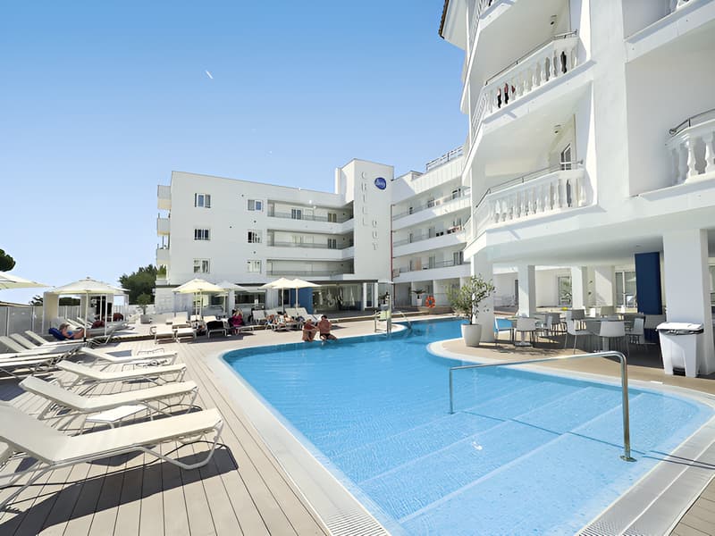 Hotel Triton Beach