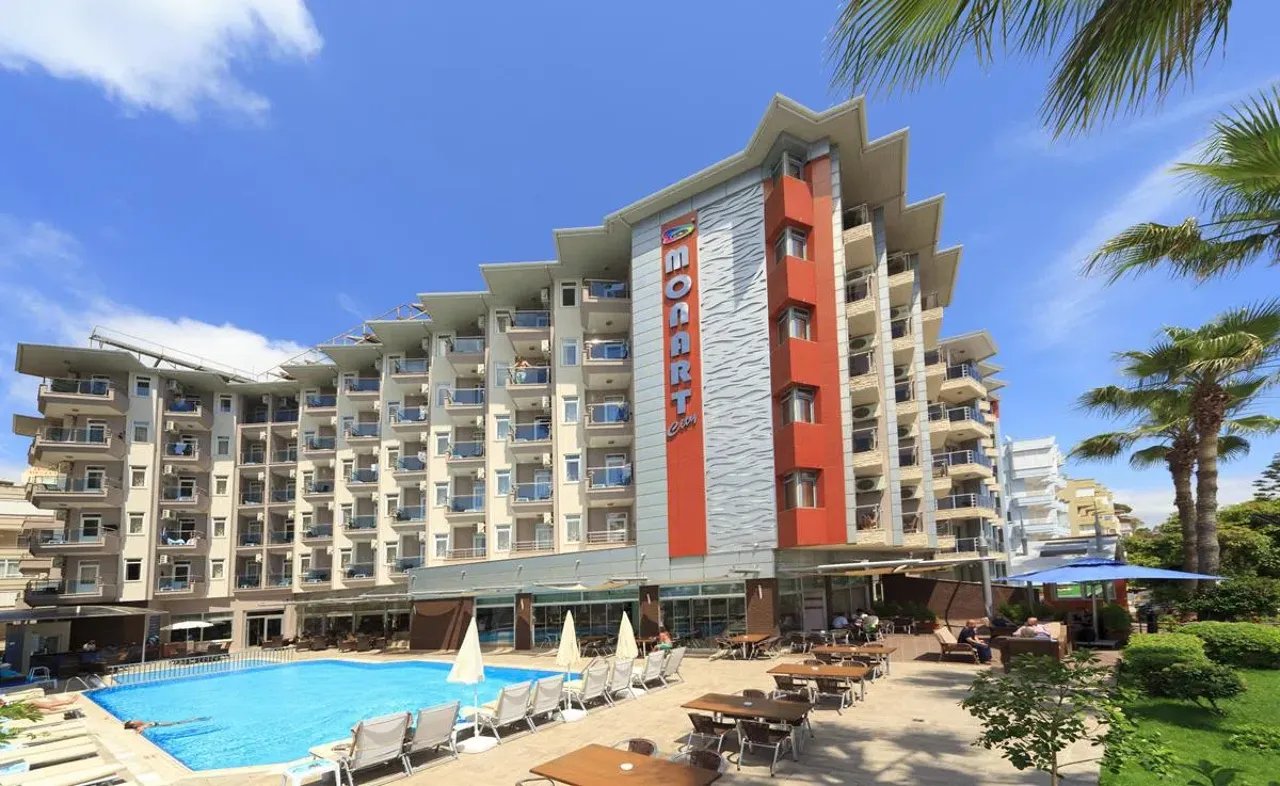 Monart City Hotel