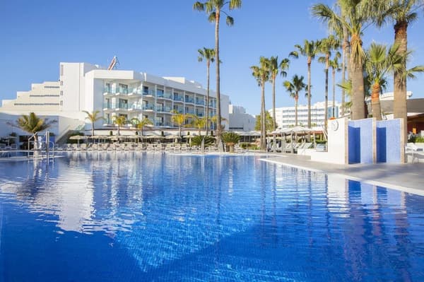 Hipotels Cala Millor Park-1