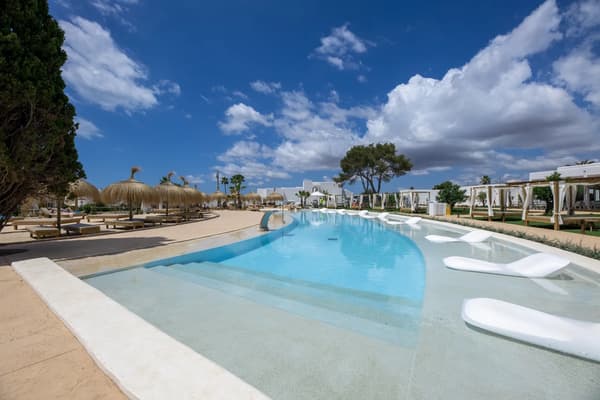 Eques Petit Resort-1