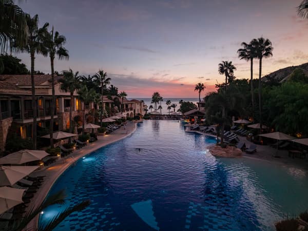 Columbia Beach Resort-1