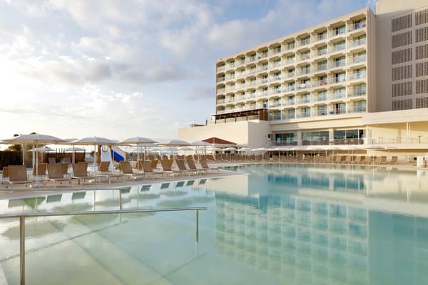 Palladium Hotel Menorca-1