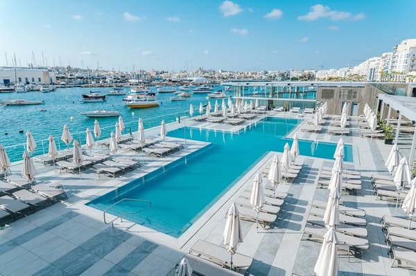 Azur Hotel by ST Hotels-1