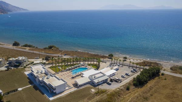 Mammis Beach Hotel-1