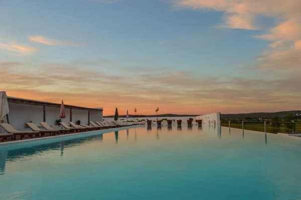 The Lince Ecorkhotel Evora-1
