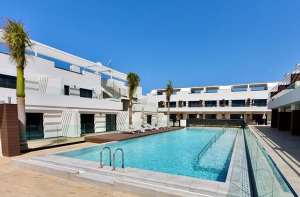 Esmeralda Cotillo Homes by Livvo-1