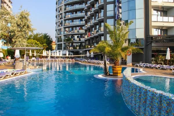 Meridian Hotel-1