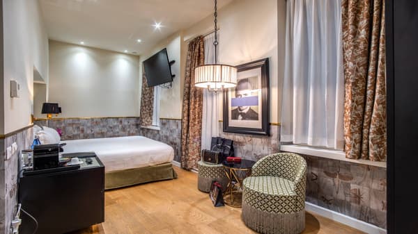 The Talent Hotel-1