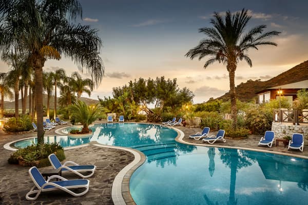 Cruccuris Resort-1