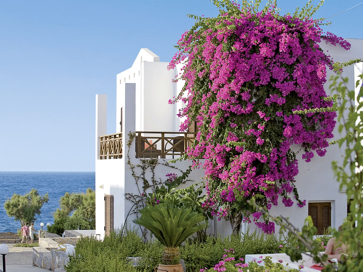 Maritimo Beach Hotel