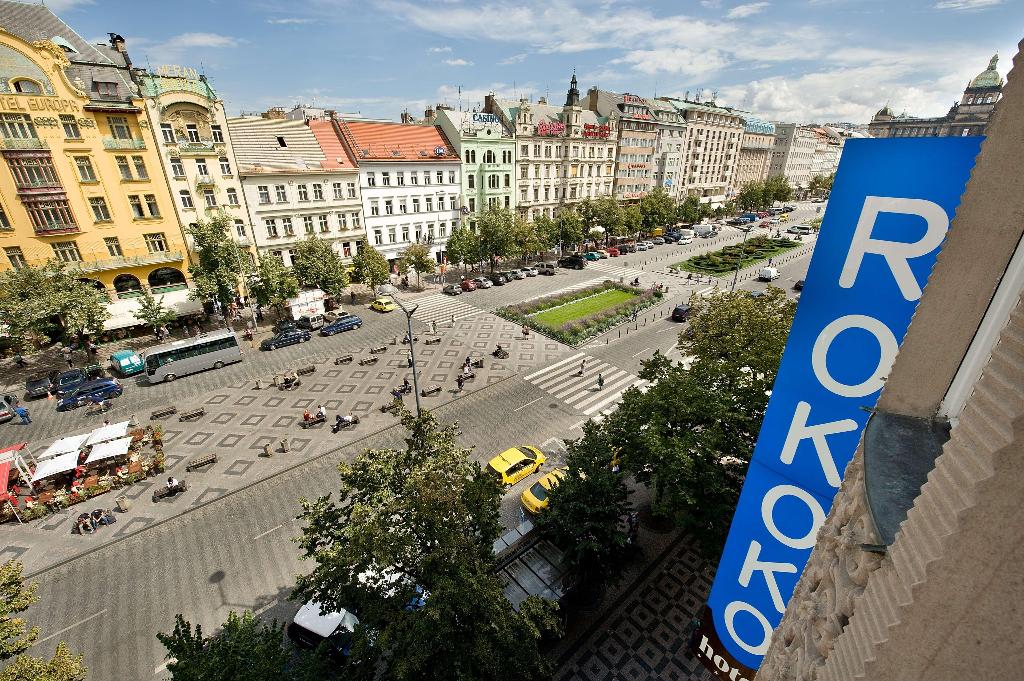 EA Hotel Rokoko