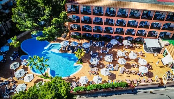 Valentin Somni Hotel & Suites-1