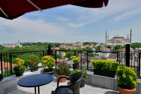 Agora Life Hotel – Special Class-1