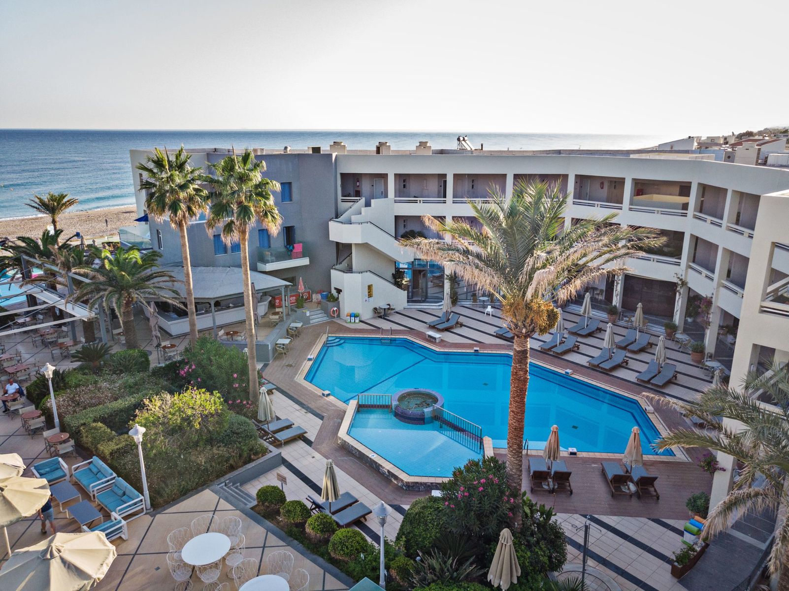 Pearl Beach Hotel