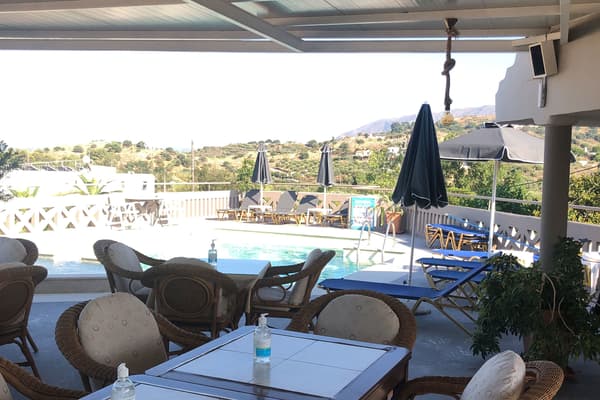Labyrinth Hotel-1