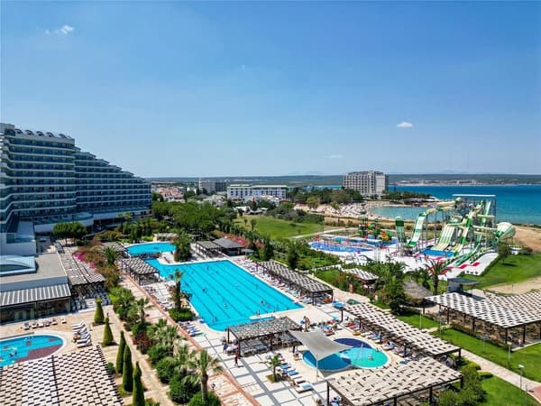 Venosa Beach Resort & Spa-1