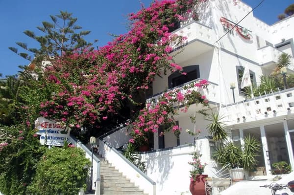 Fevro Hotel-1