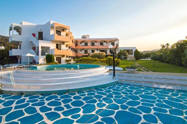 Hercules Hotel-1