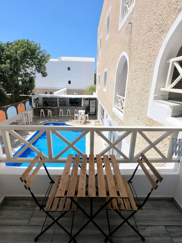 Anny Studios Perissa Beach-1