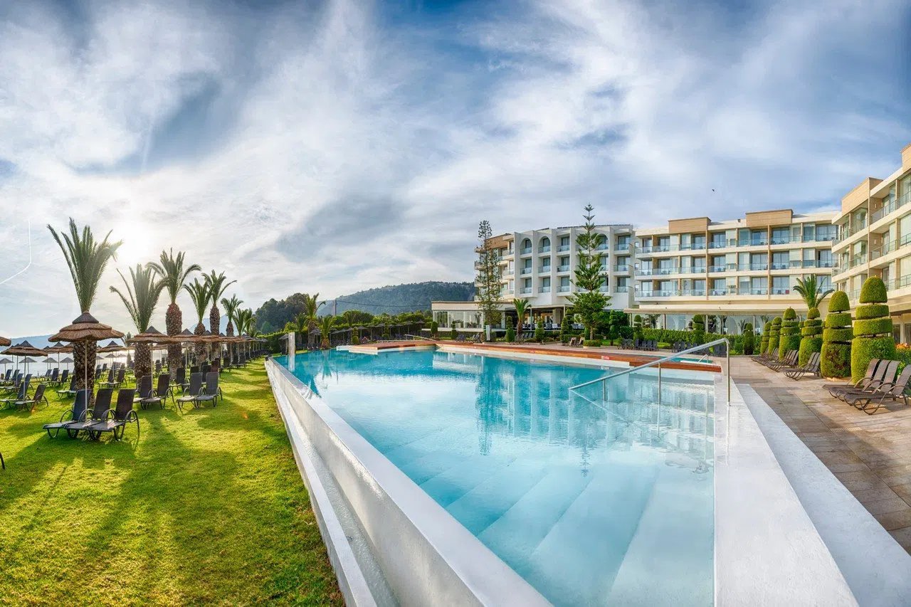The Ixian Grand Hotel