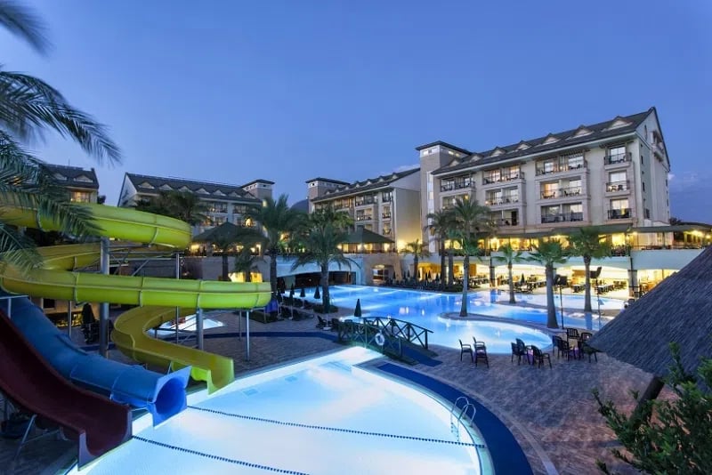 Dobedan Beach Resort Comfort Side