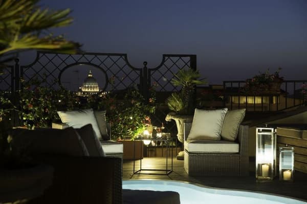 Colonna Palace-1