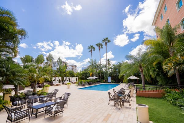 Hodelpa Garden Court-1