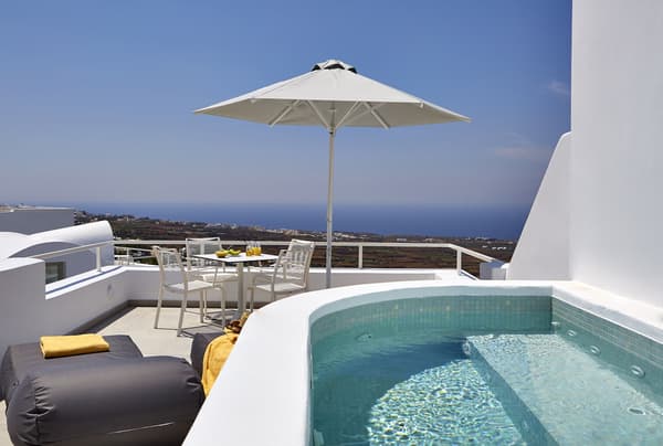 Aperanto Suites-1