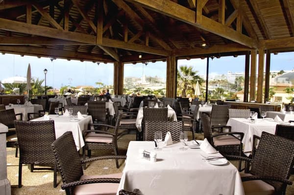 GF Gran Costa Adeje-1