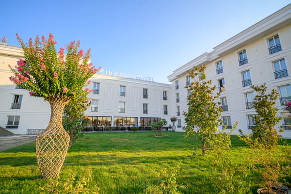 Airport Holiday Hotel-1