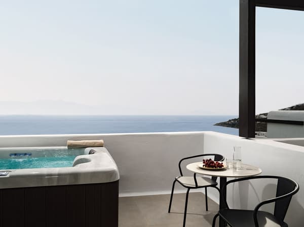 Ezio Bo Luxury Living-1
