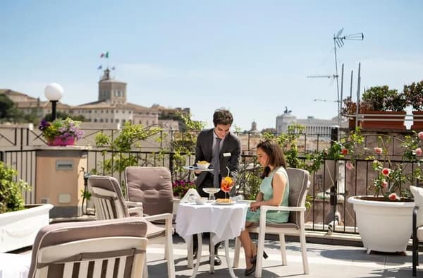 Hotel Cecil-1