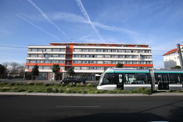 Adonis Paris Sud-1